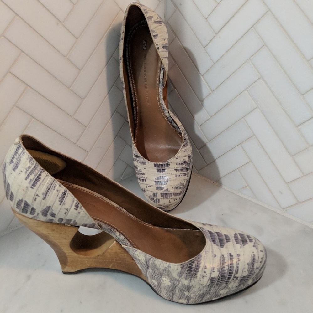 Anthropologie Schuler & Son Wood Heel Python Print